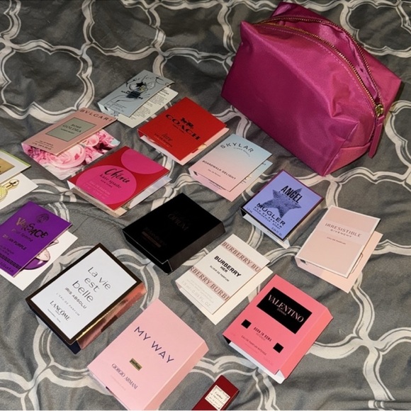 16PCS MIXED SAMPLES + FREE MAKEUP BAG - Picture 2 of 6